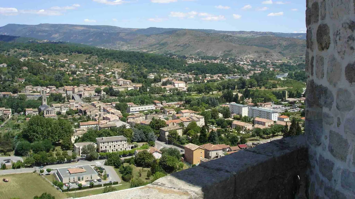 Aubenas — vue de la commune