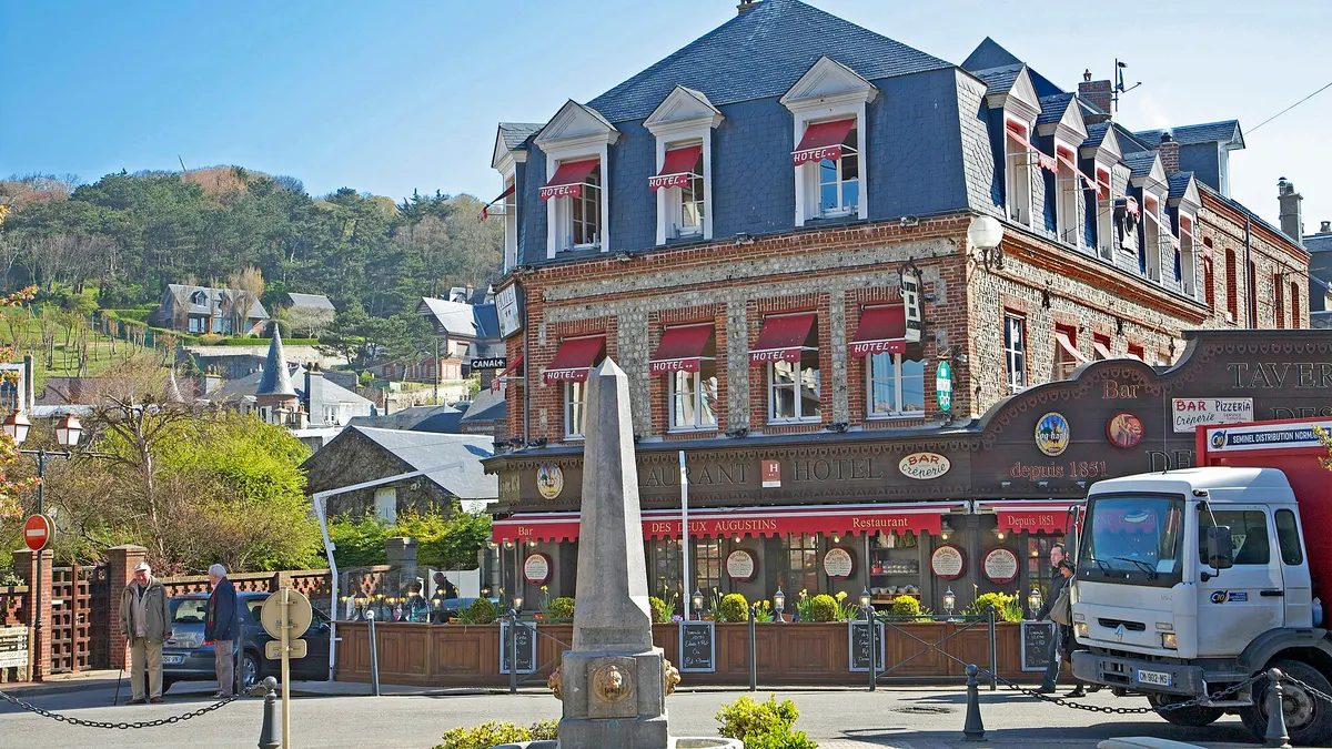 Étretat — vue de la commune