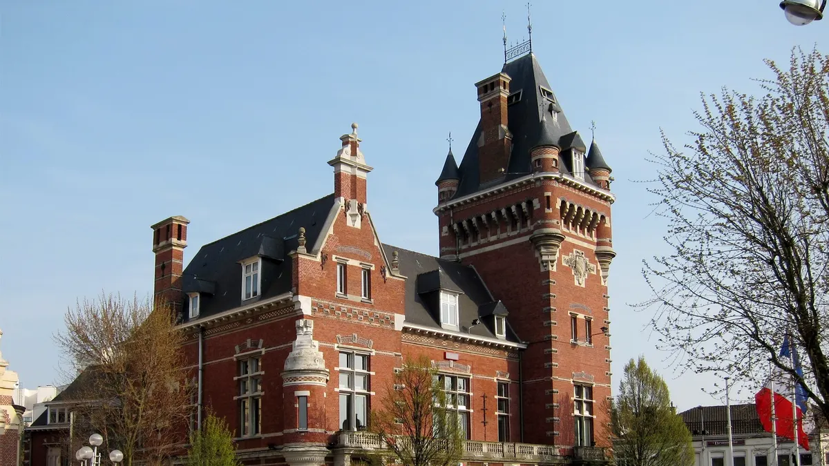 La Madeleine — vue de la commune