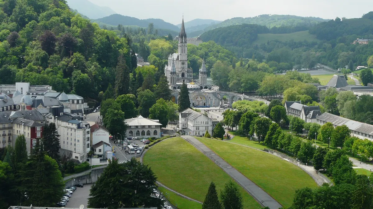 Lourdes — vue de la commune